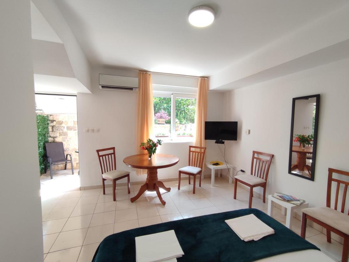 Studio Apartman Radimir Котор Экстерьер фото