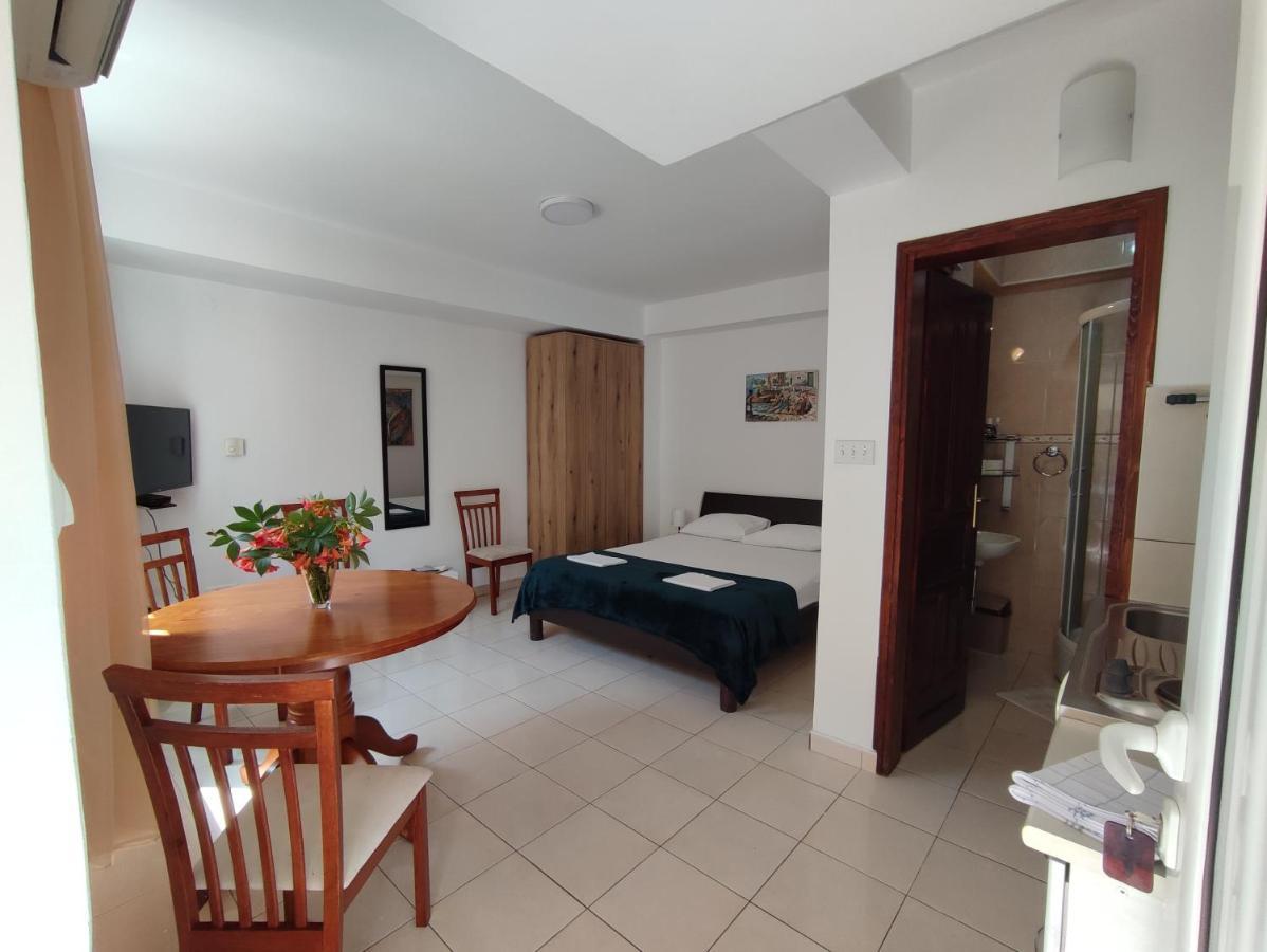 Studio Apartman Radimir Котор Экстерьер фото